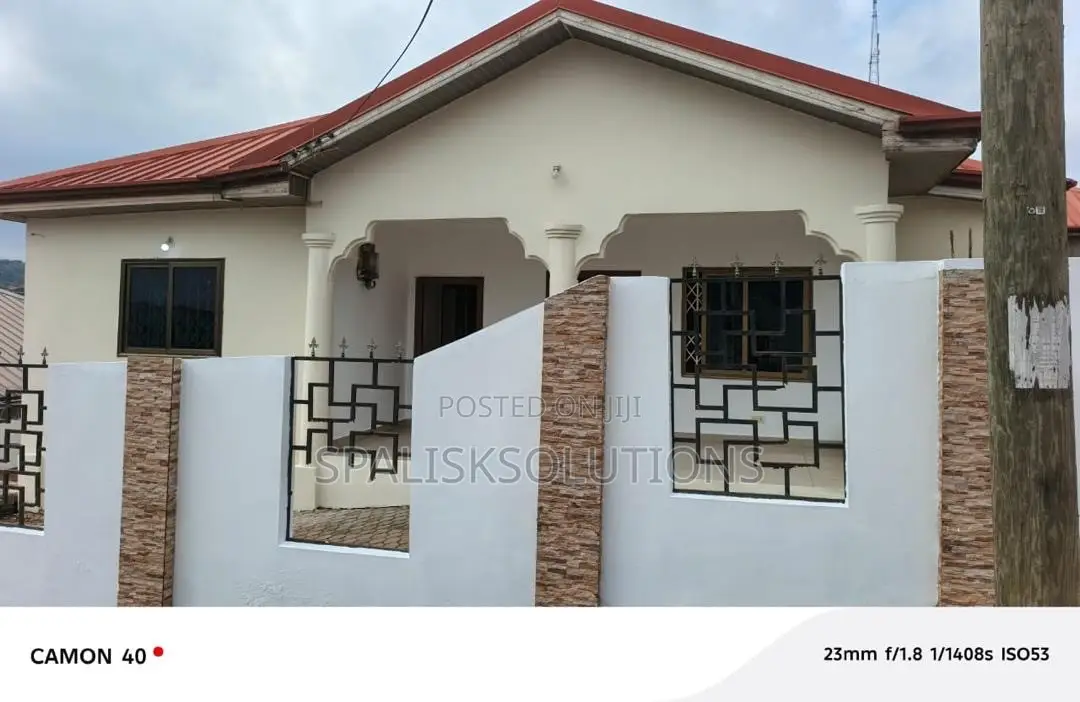 2bdrm House in Kwabenya for sale
