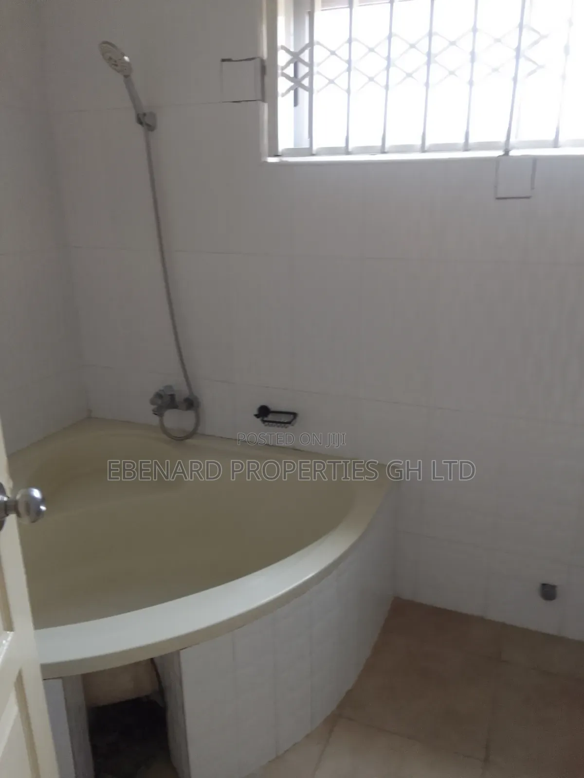 4bdrm House in Ebenard Properties, Lashibi for rent