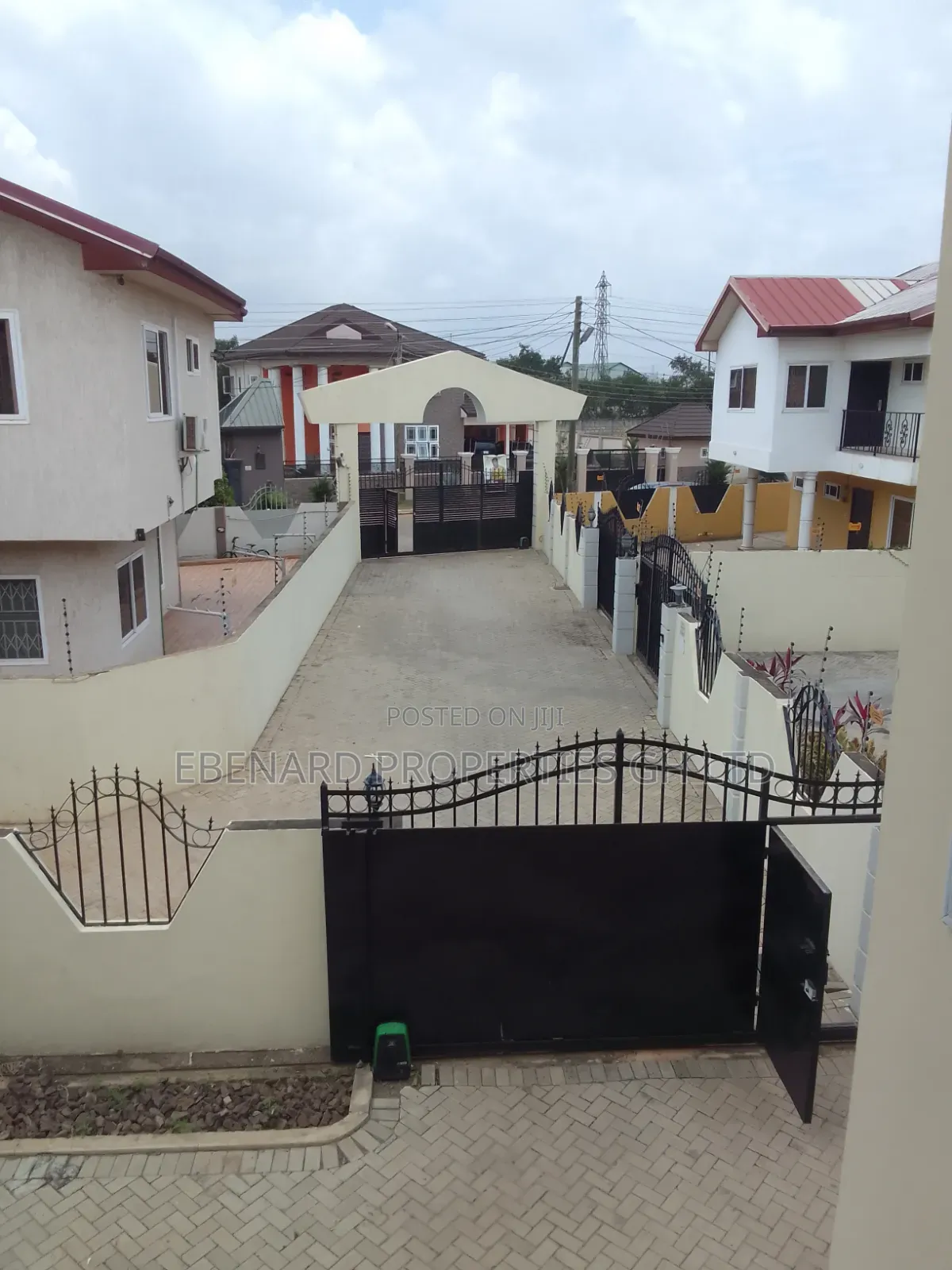 4bdrm House in Ebenard Properties, Lashibi for rent