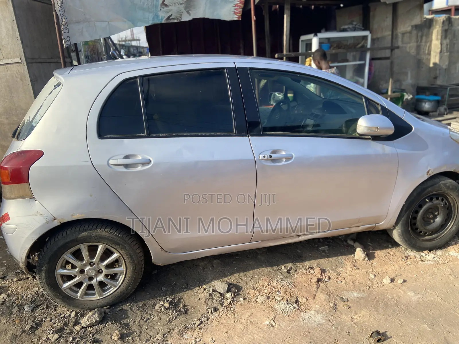 Toyota Vitz 2010 Gray