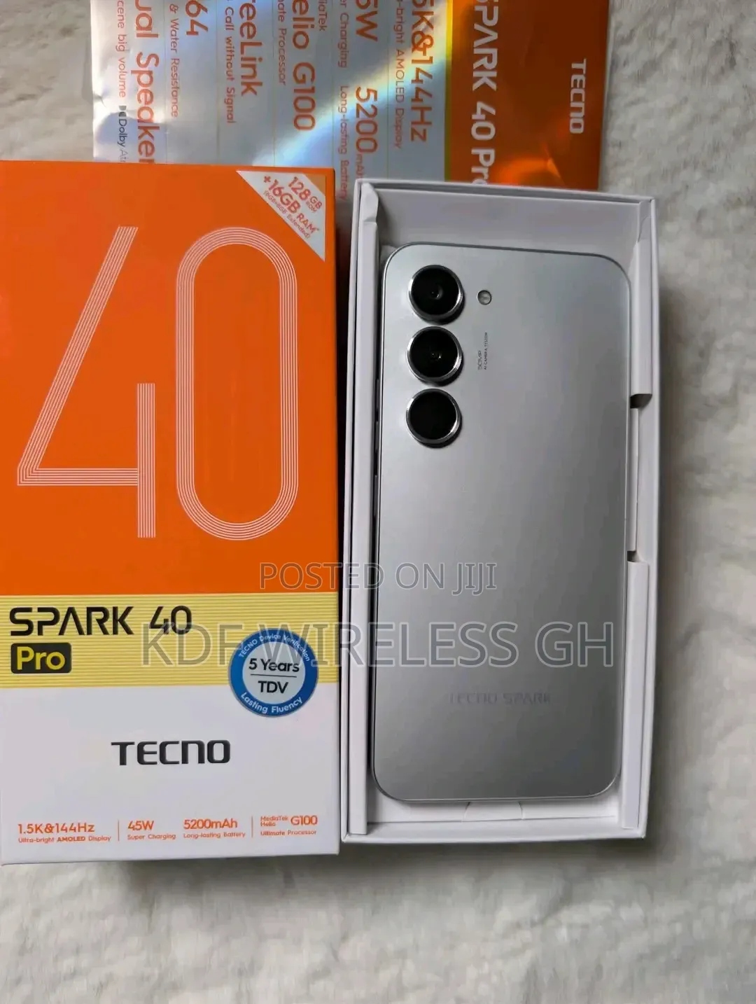 New Tecno Spark 40 Pro 256 GB Silver