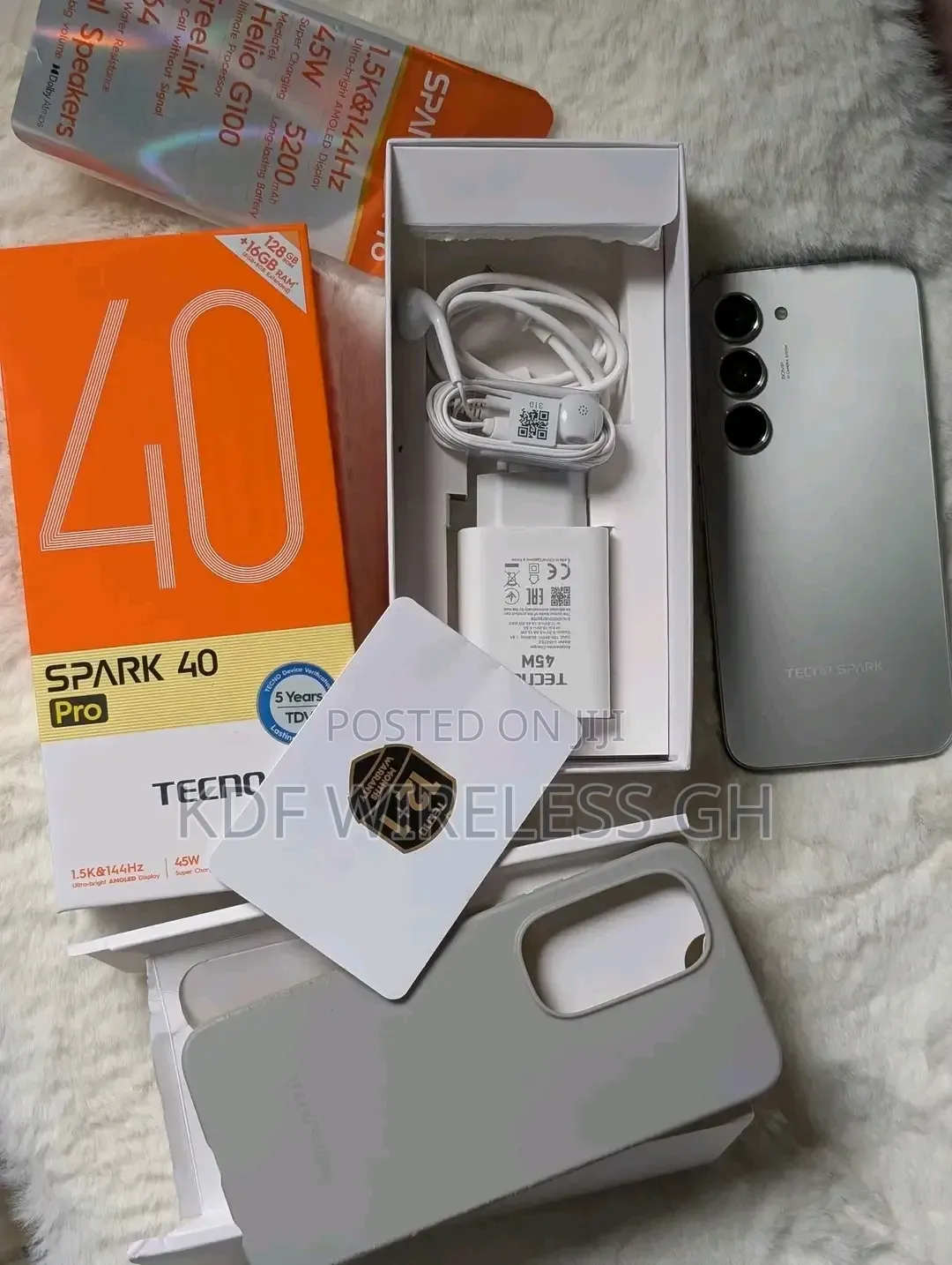 New Tecno Spark 40 Pro 256 GB Silver