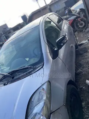Toyota Vitz 2010 Gray