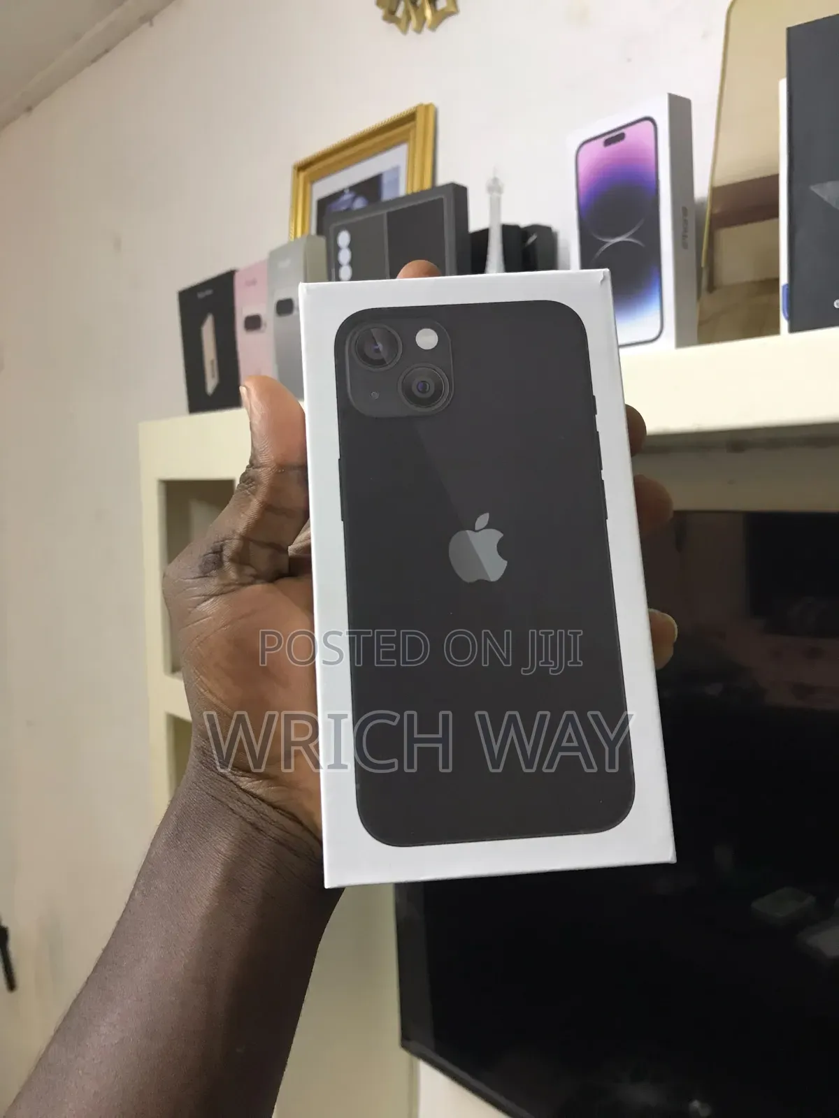 New Apple iPhone 13 128 GB Black