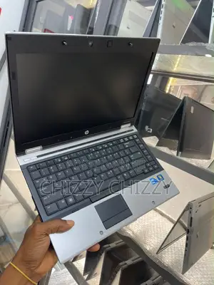 Laptop HP Compaq 8440p 4GB Intel Core i5 HDD 500GB