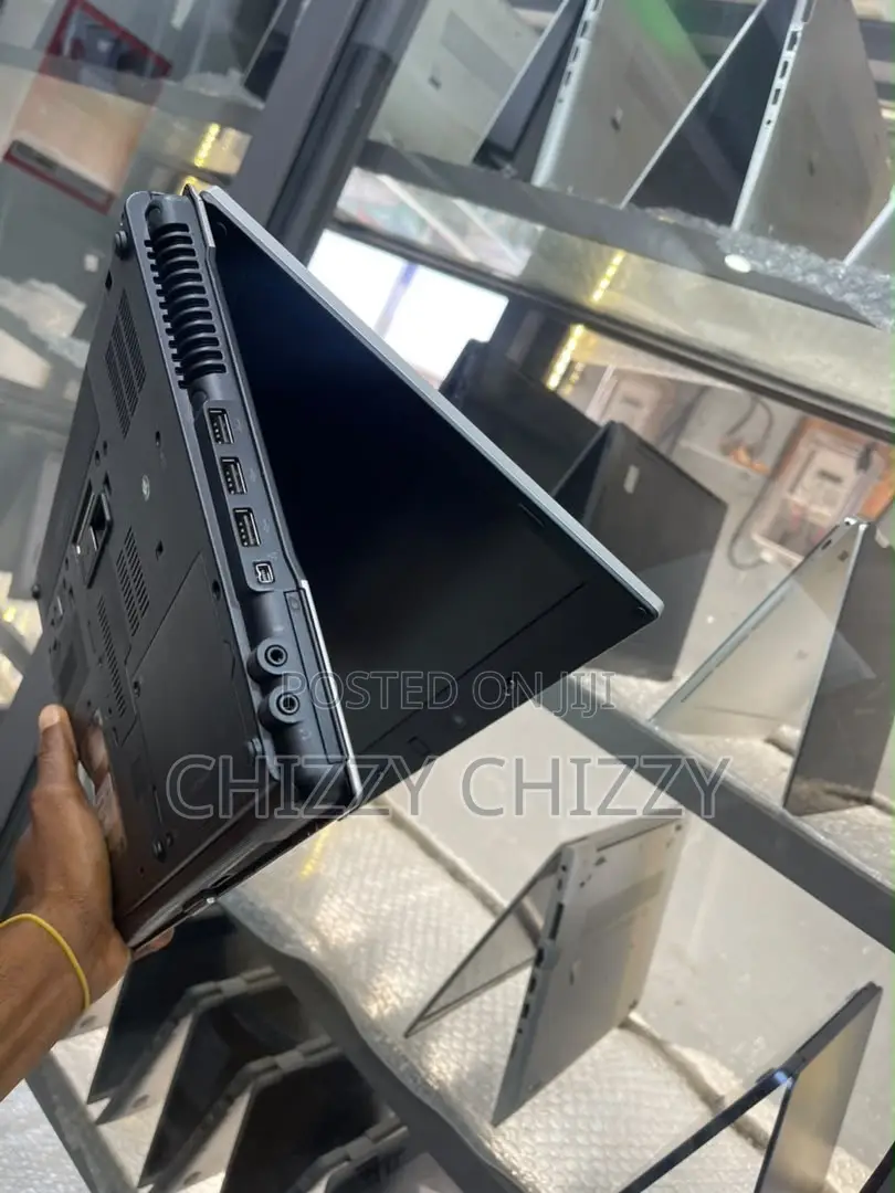Laptop HP Compaq 8440p 4GB Intel Core i5 HDD 500GB