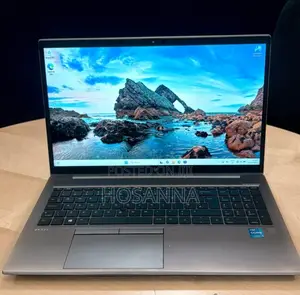 Laptop HP ZBook Firefly G8 24GB Intel Core i5 SSD 256GB