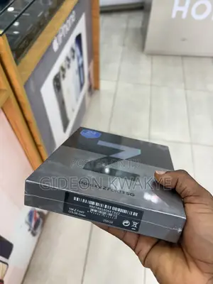 New Samsung Galaxy Z Fold 3 256 GB Green