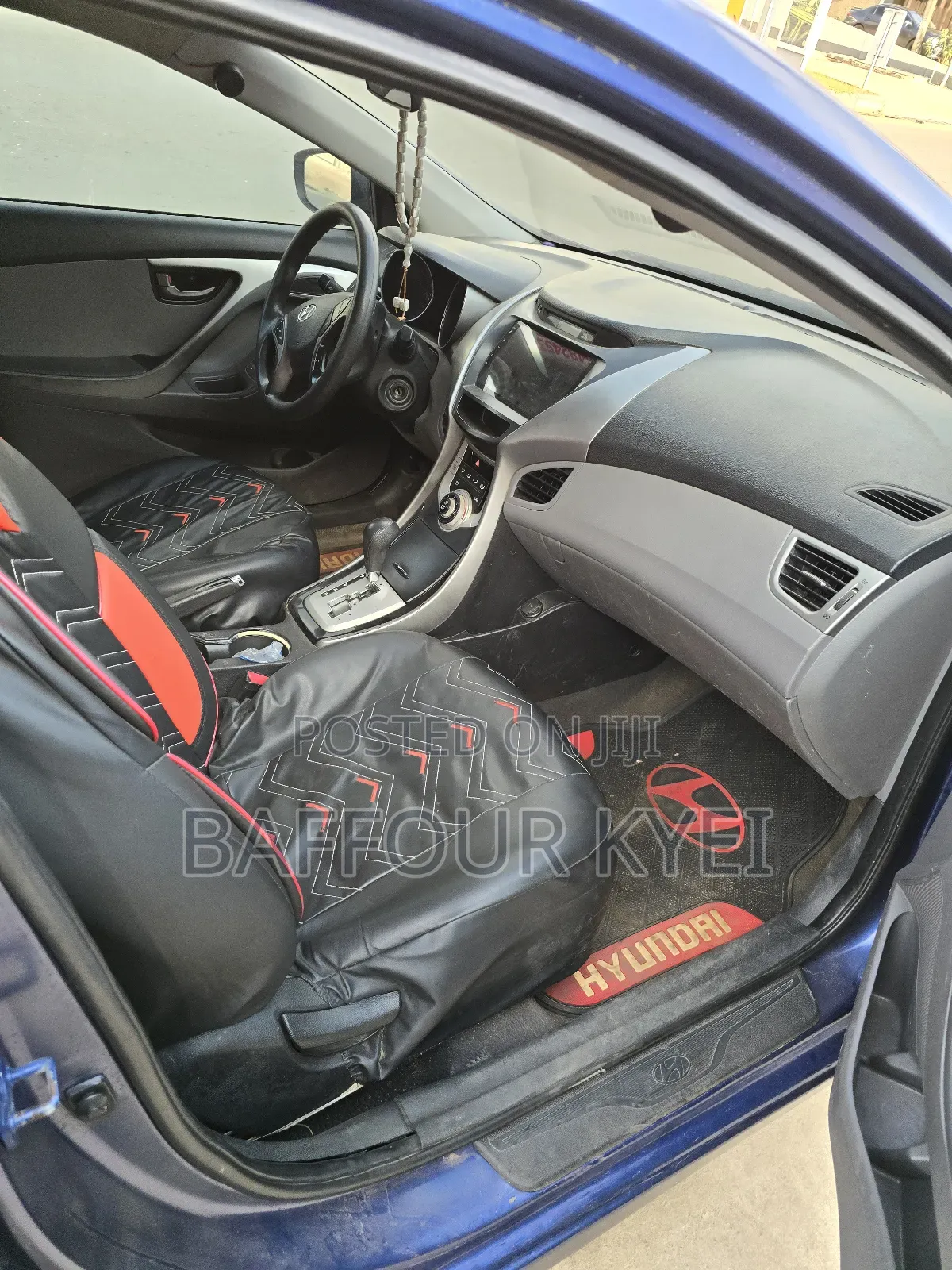 Hyundai Elantra Limited Sedan FWD (1.8L 4cyl 6A) 2013 Blue