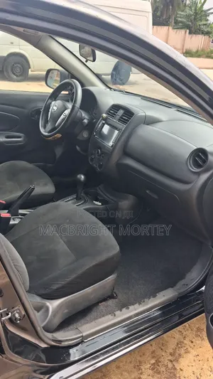 Nissan Versa 1.6 SV 4dr Sedan (1.6L 4cyl CVT) 2015 Black