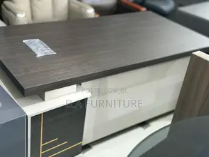 Office Table- 1.6 Meters