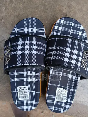 "Yours Beauty Slippers Business Center"