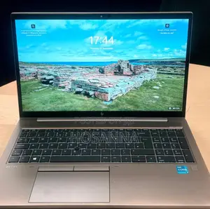 Laptop HP ZBook Firefly G8 24GB Intel Core i5 SSD 256GB