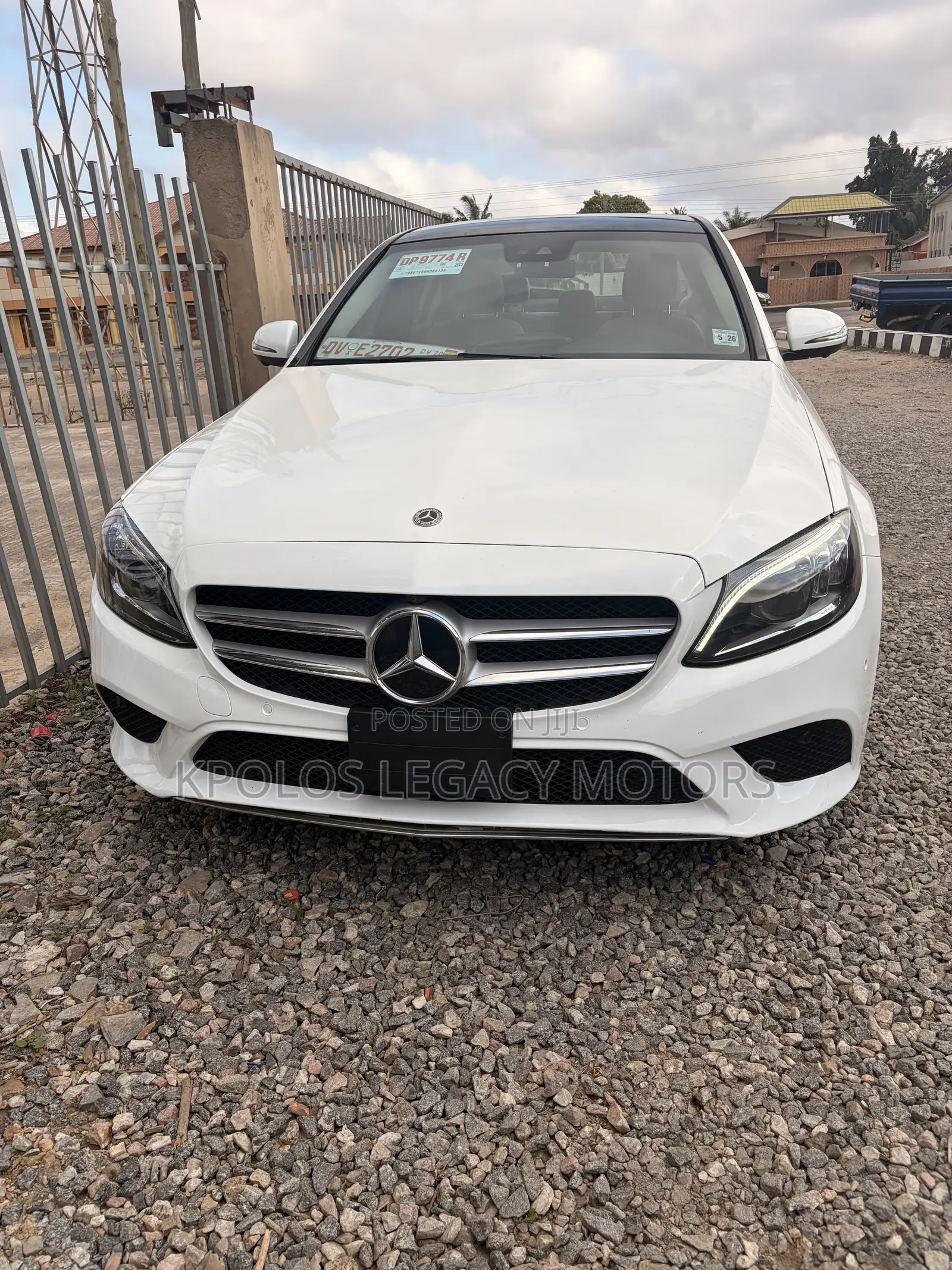 Mercedes-Benz C300 2021 White