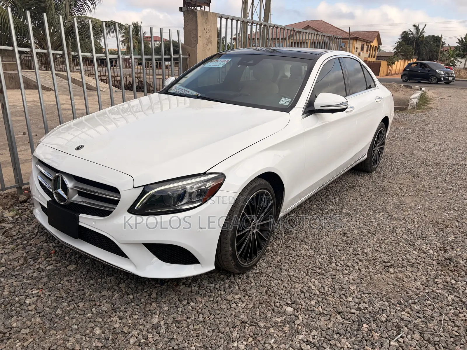 Mercedes-Benz C300 2021 White