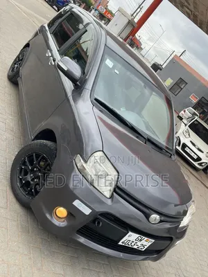 Toyota Sienta 2013 Gray