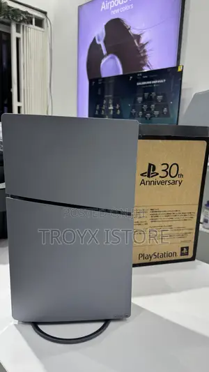 PLAYSTATION 5 30th Anniversary