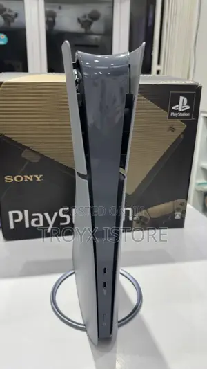 PLAYSTATION 5 30th Anniversary