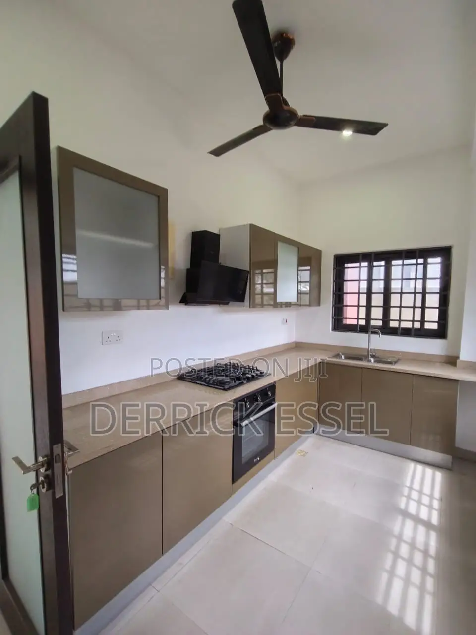 5bdrm House in Kojo_Realestate, Tseaddo for rent