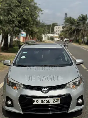 Toyota Corolla S 4dr Sedan (1.8L 4cyl CVT) 2015 Gray