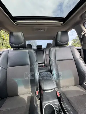 Toyota Corolla S 4dr Sedan (1.8L 4cyl CVT) 2015 Gray
