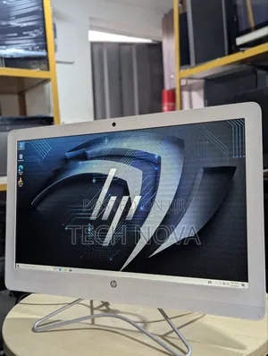 Desktop Computer HP 200 G4 All-in-One 8GB AMD HDD 1T
