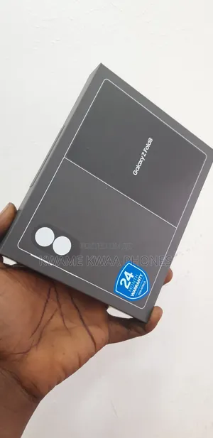 New Samsung Galaxy Z Fold8 256 GB Blue