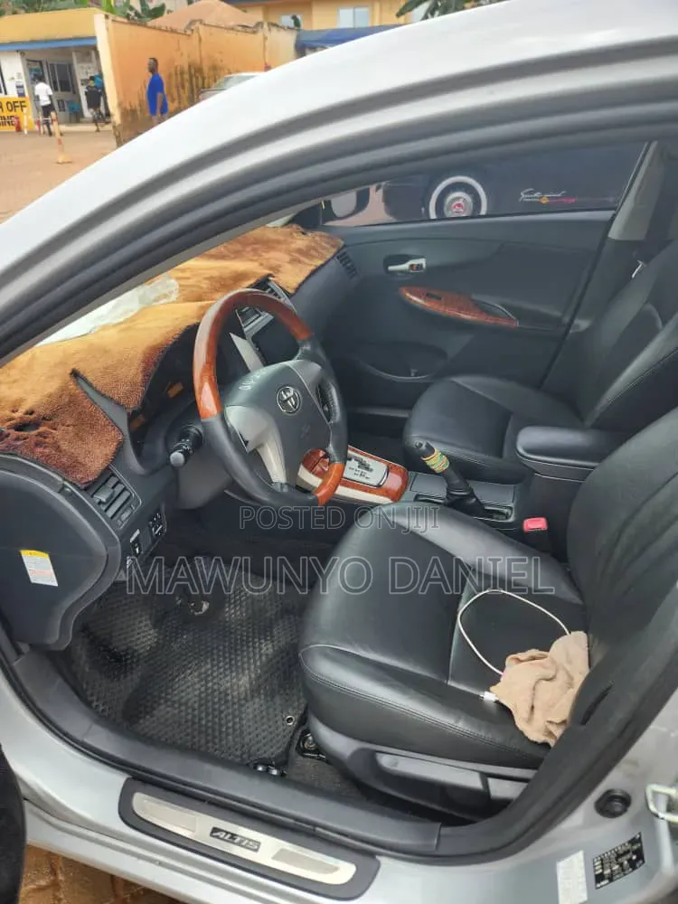 Toyota Corolla 1.8 Exclusive Automatic 2009 Black