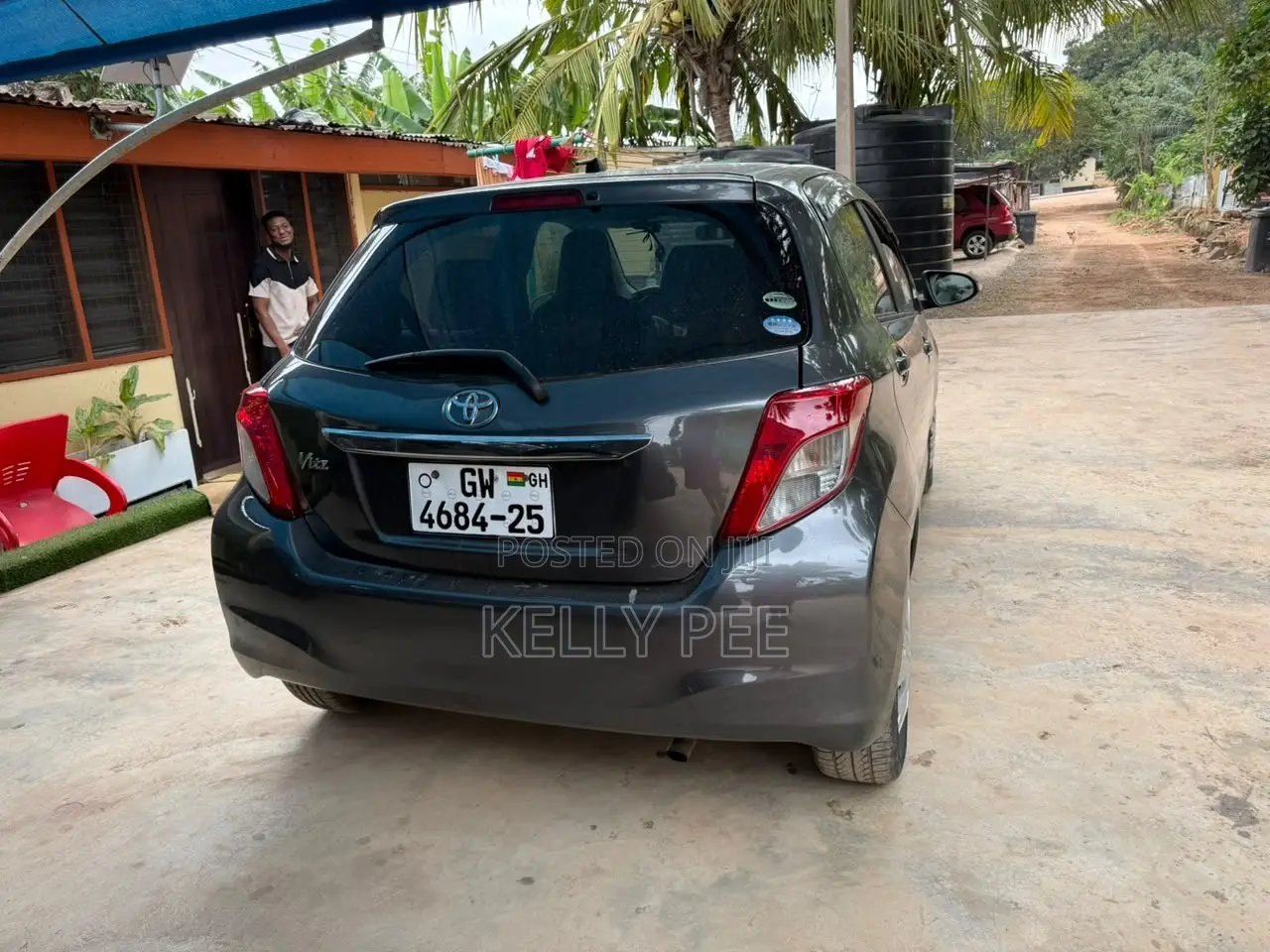 Toyota Vitz 2012 Gray