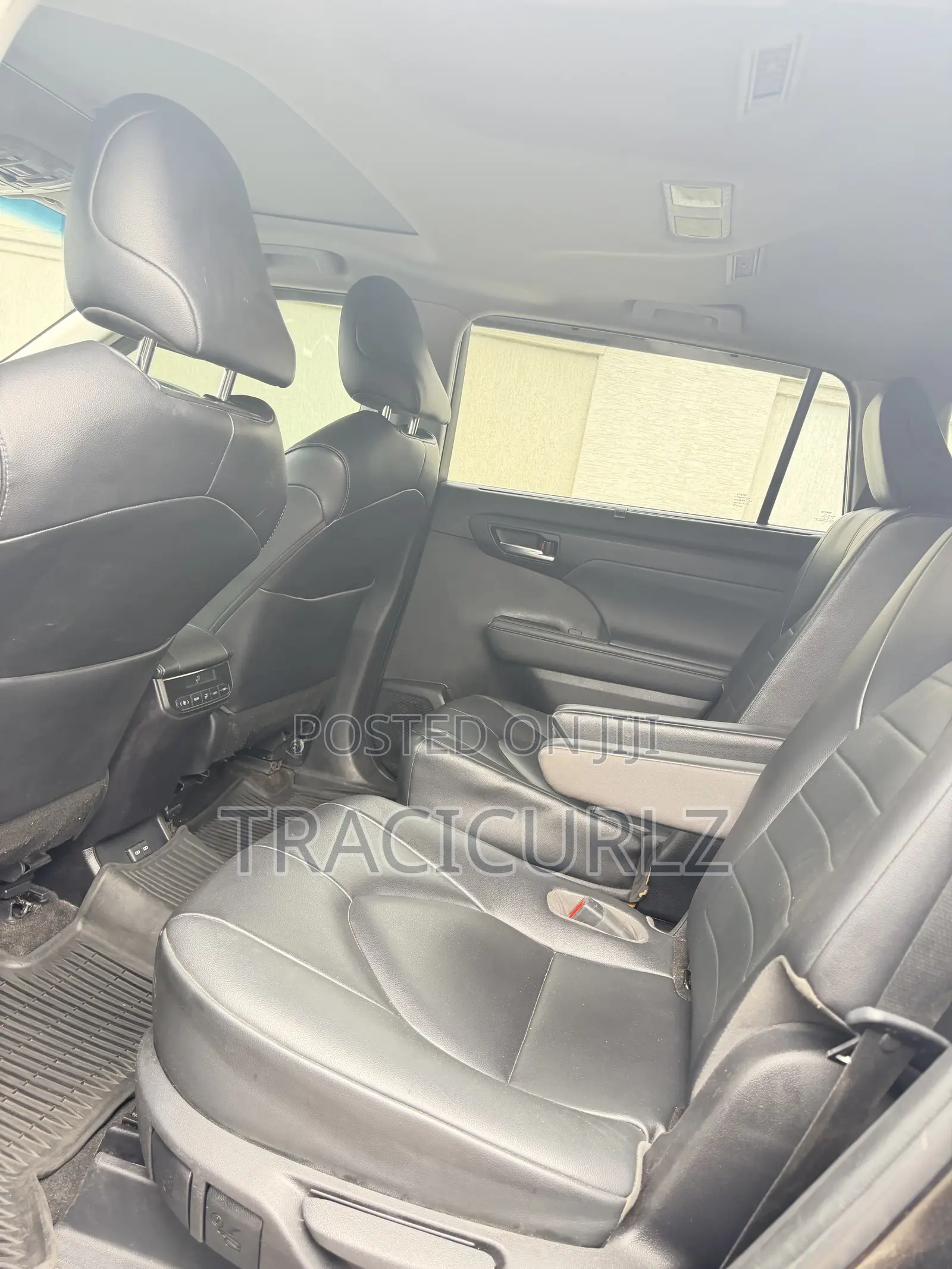 Toyota Highlander Limited AWD 2023 Black