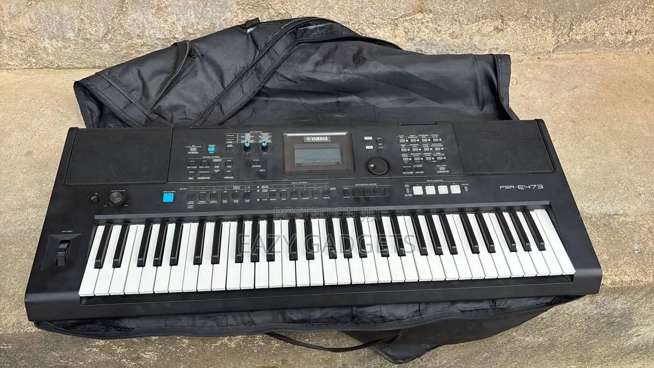 Yamaha PSR E473