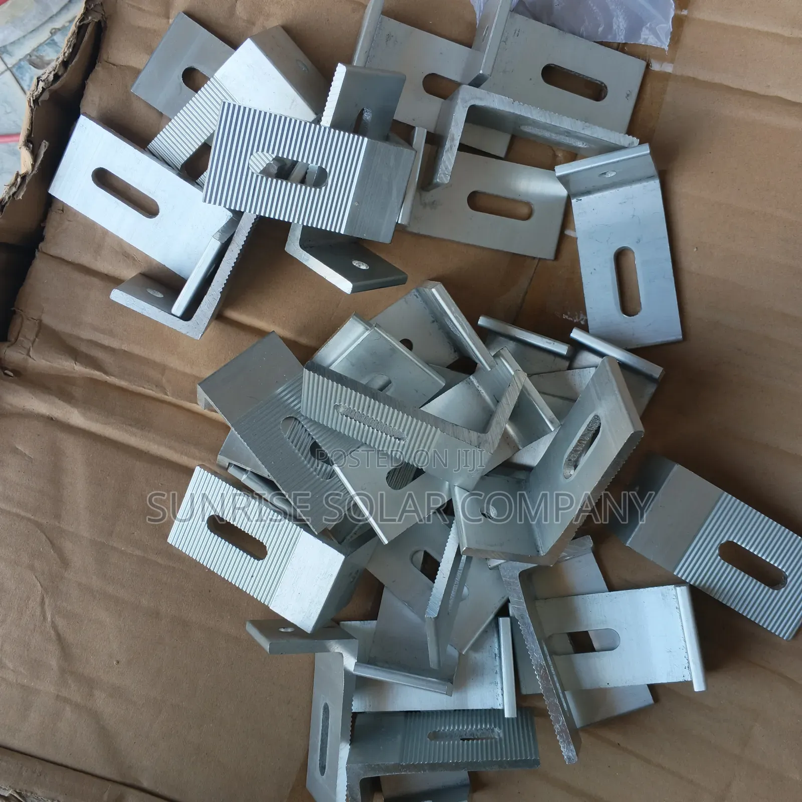 Solar Installation Materials (End Clamp, Middle Clamp,L Foot,)