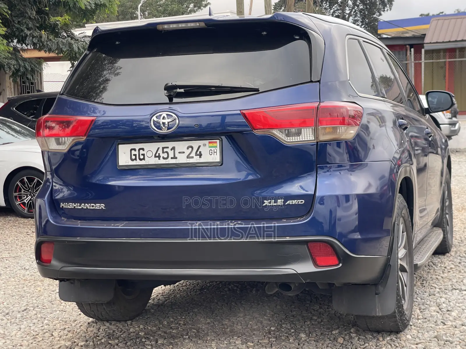 Toyota Highlander XLE 4x2 V6 (3.5L 6cyl 8A) 2017 Blue