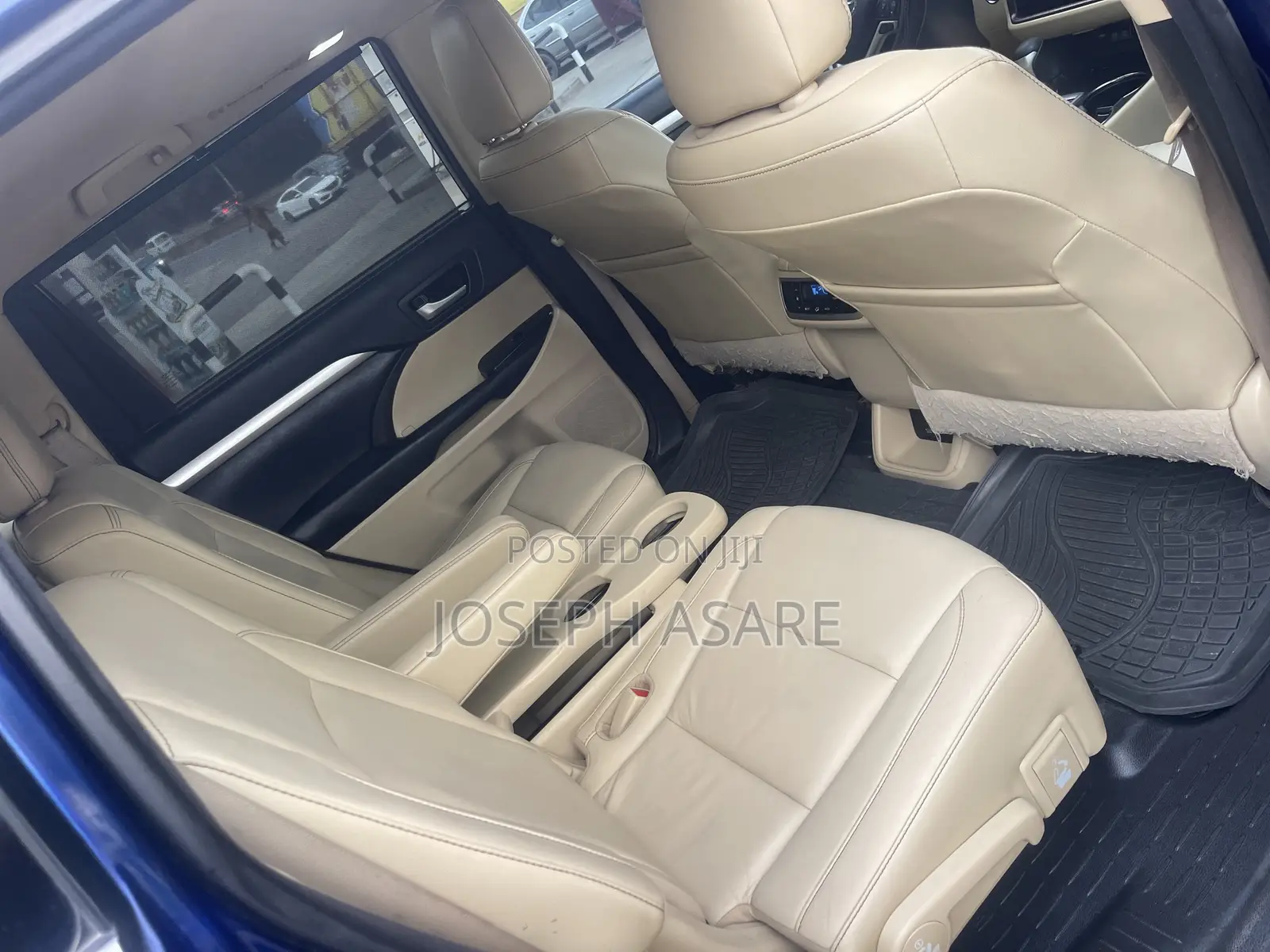 Toyota Highlander XLE 4x2 V6 (3.5L 6cyl 8A) 2018 Blue