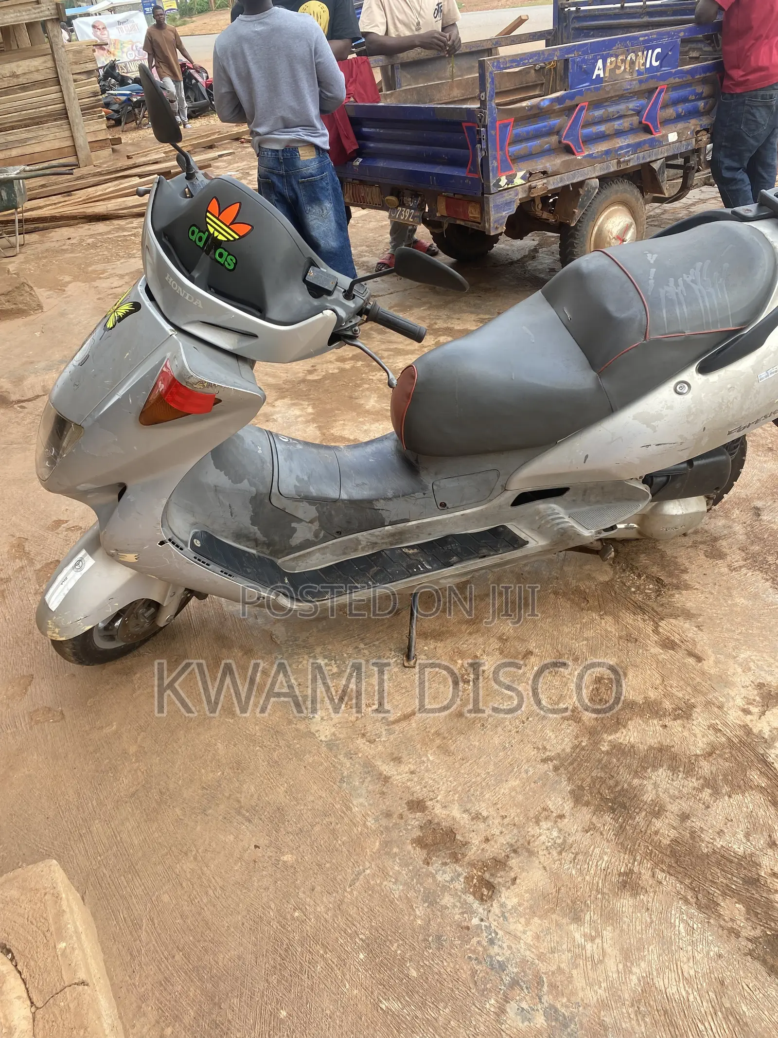 Honda 2007 Gray