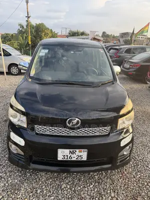 Toyota Voxy V 2WD 7-Seater 2013 Black