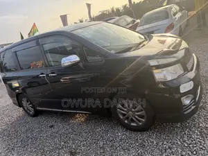 Toyota Voxy V 2WD 7-Seater 2013 Black