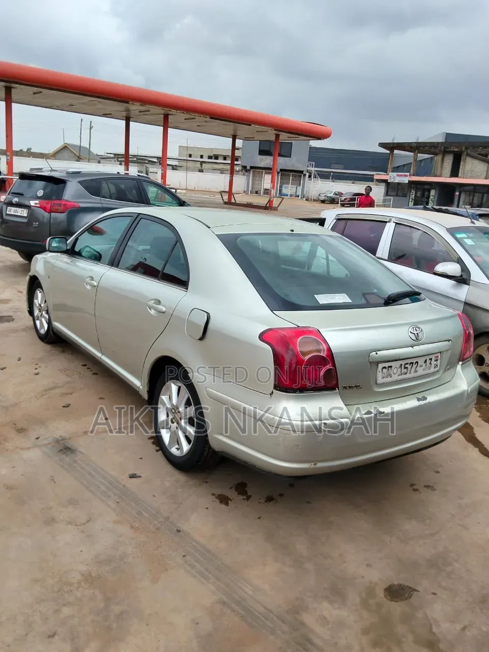 Toyota Avensis 2013 Silver