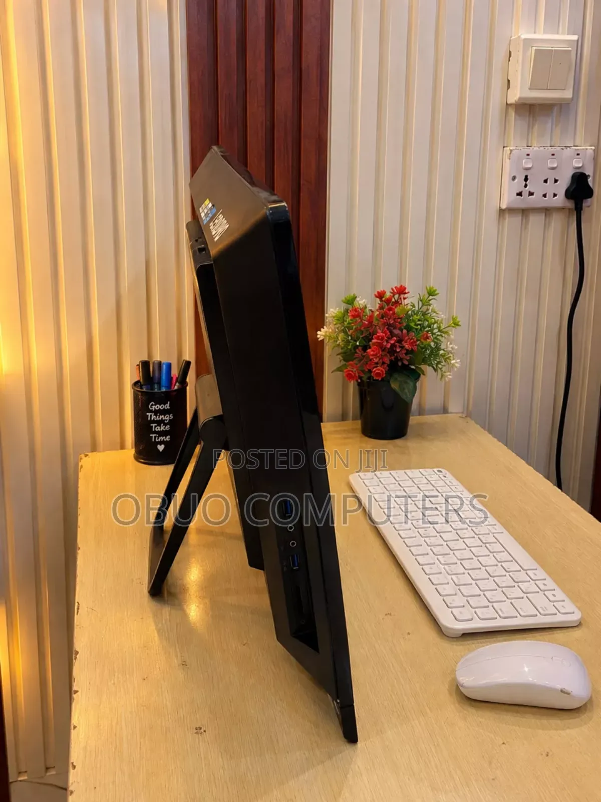Desktop Computer Lenovo ThinkCentre M600 Tiny 8GB Intel HDD 128GB