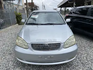 Toyota Corolla 2008 White