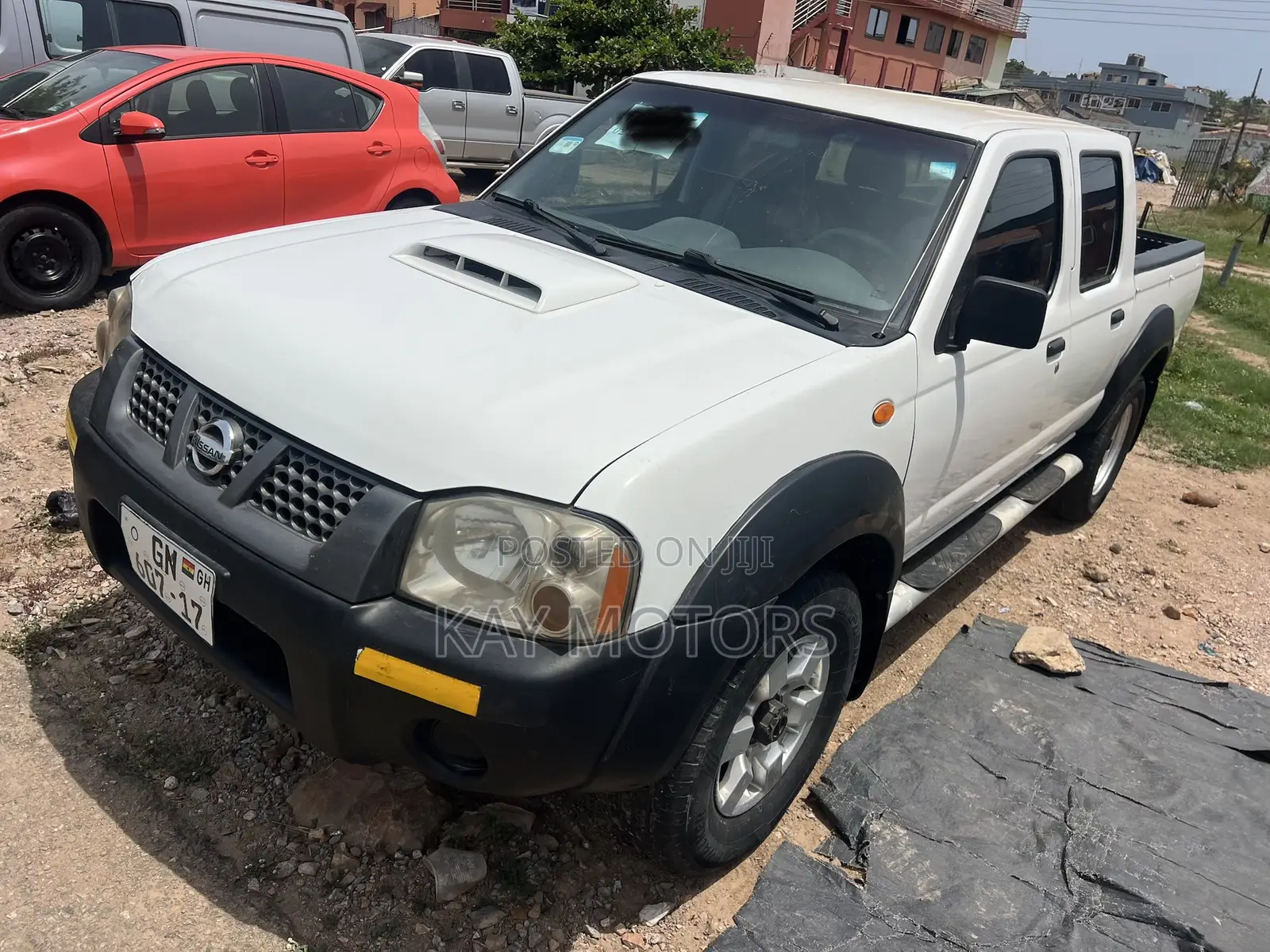 Nissan Hardbody 2017 White