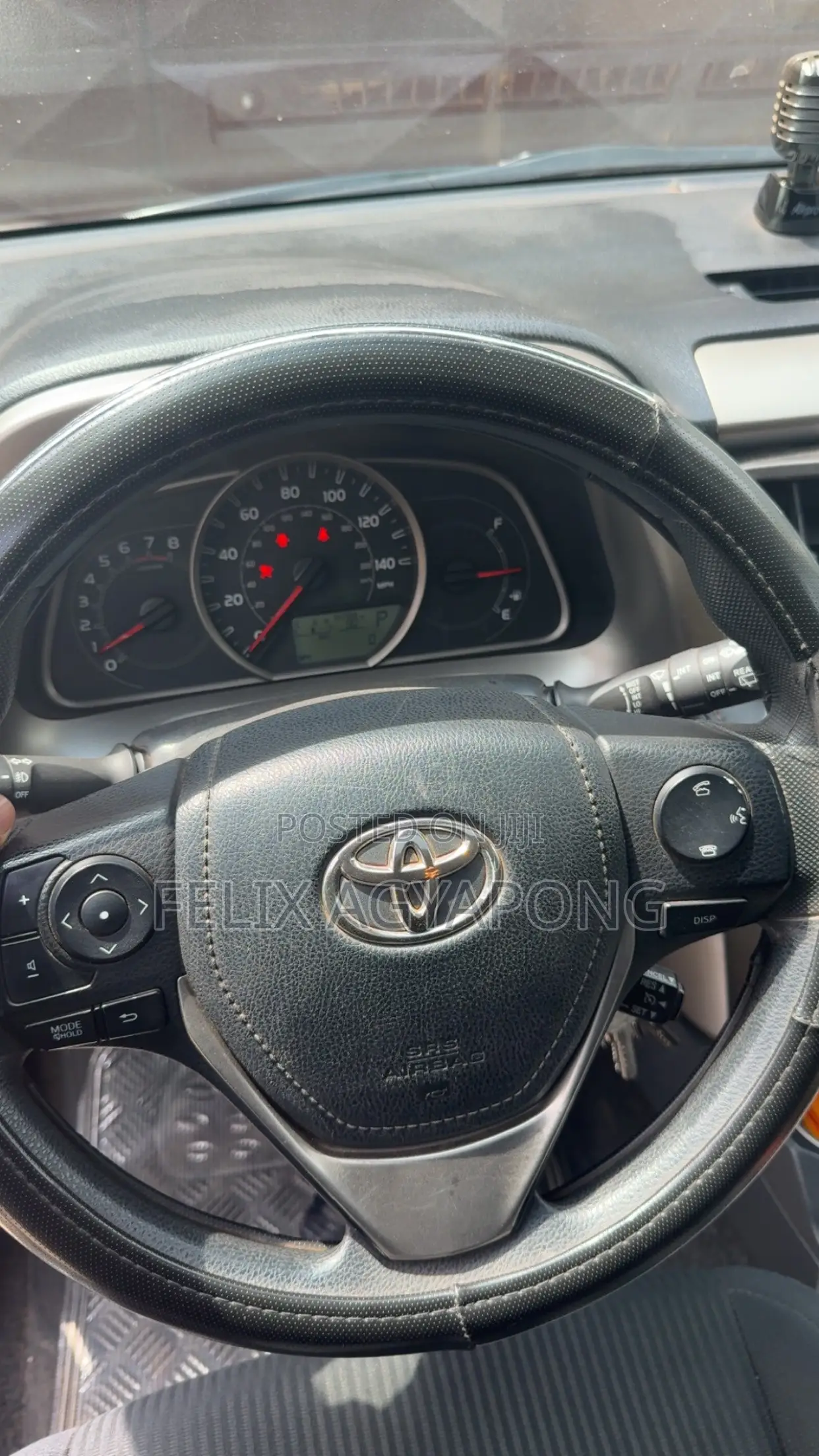 Toyota RAV4 XLE AWD (2.5L 4cyl 6A) 2013