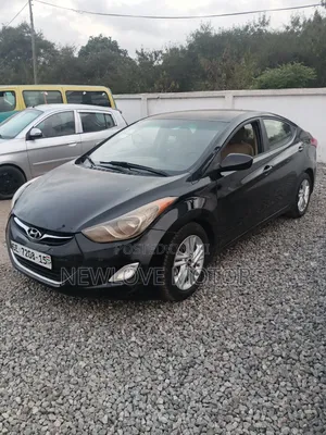 Hyundai Elantra Limited Sedan FWD (1.8L 4cyl 6A) 2013 Black