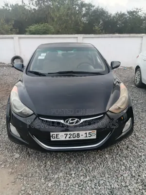 Hyundai Elantra Limited Sedan FWD (1.8L 4cyl 6A) 2013 Black