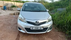 Toyota Vitz 1.3 AWD 5dr 2013 Silver