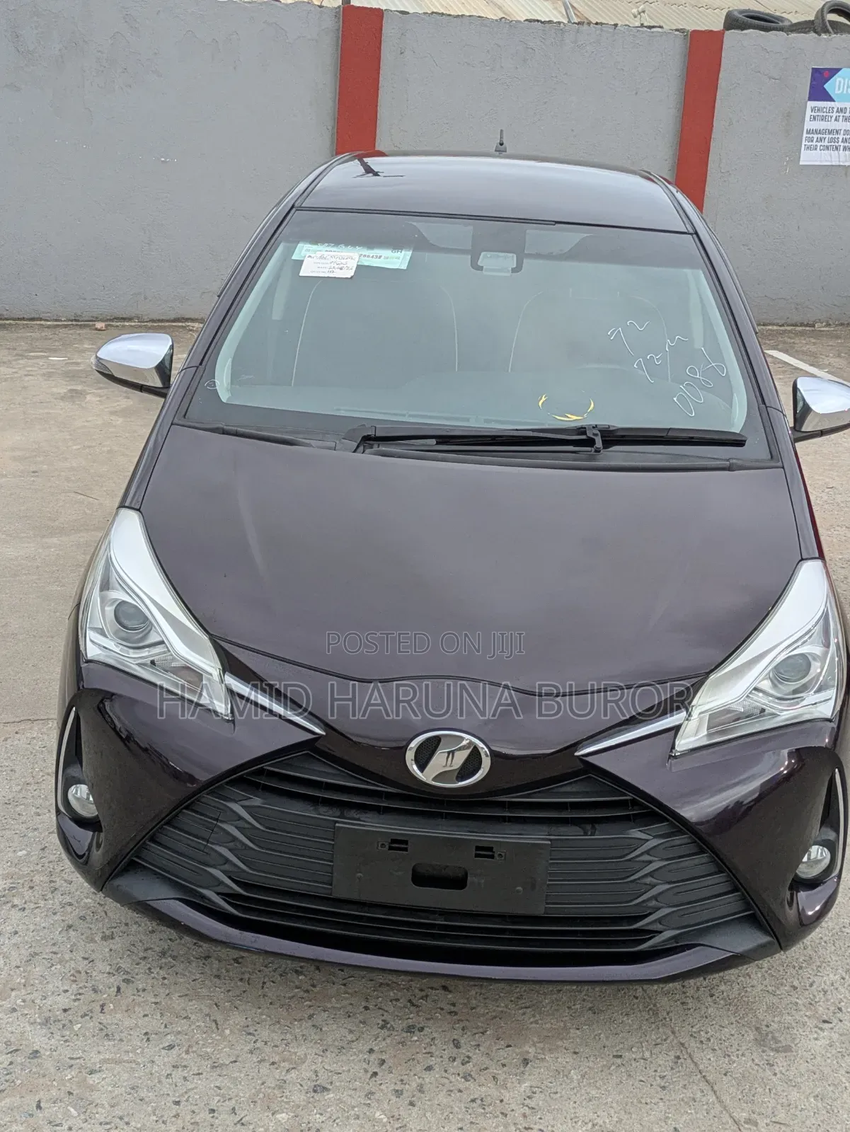 Toyota Vitz 1.3 FWD 5dr 2018 Burgundy