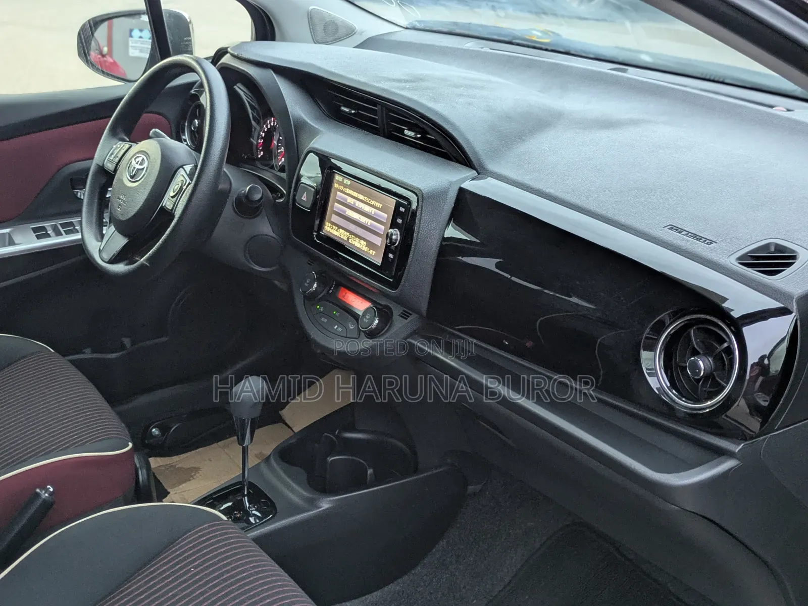 Toyota Vitz 1.3 FWD 5dr 2018 Burgundy