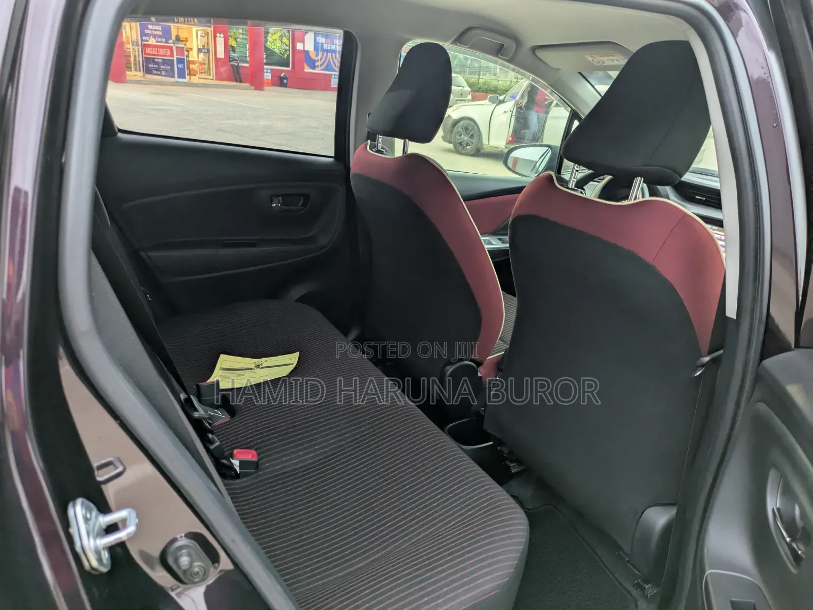 Toyota Vitz 1.3 FWD 5dr 2018 Burgundy
