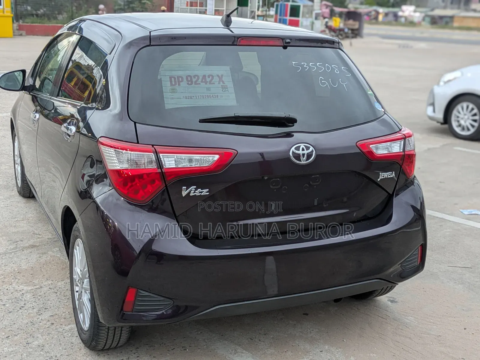 Toyota Vitz 1.3 FWD 5dr 2018 Burgundy