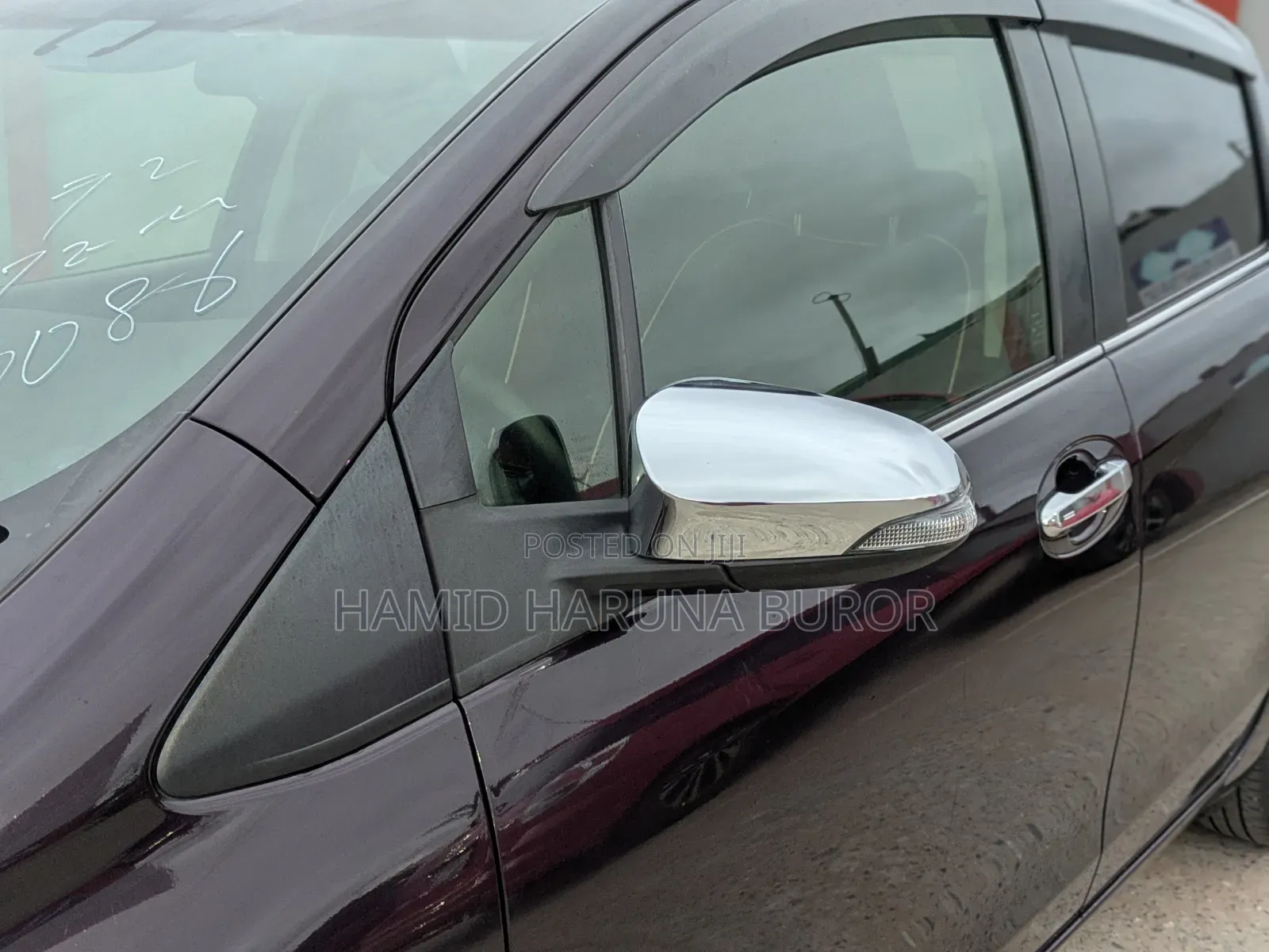 Toyota Vitz 1.3 FWD 5dr 2018 Burgundy